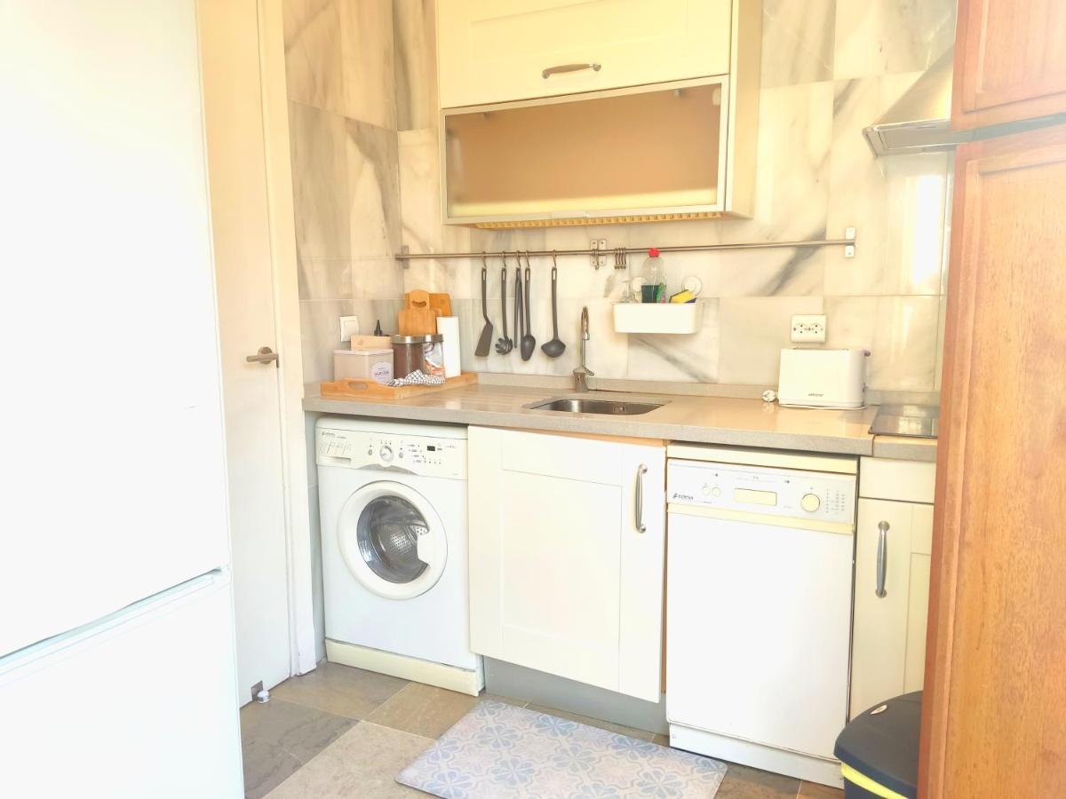 Homeyseville-Luxury Apartment Arenal 6 Pax, Parking Optional 外观 照片